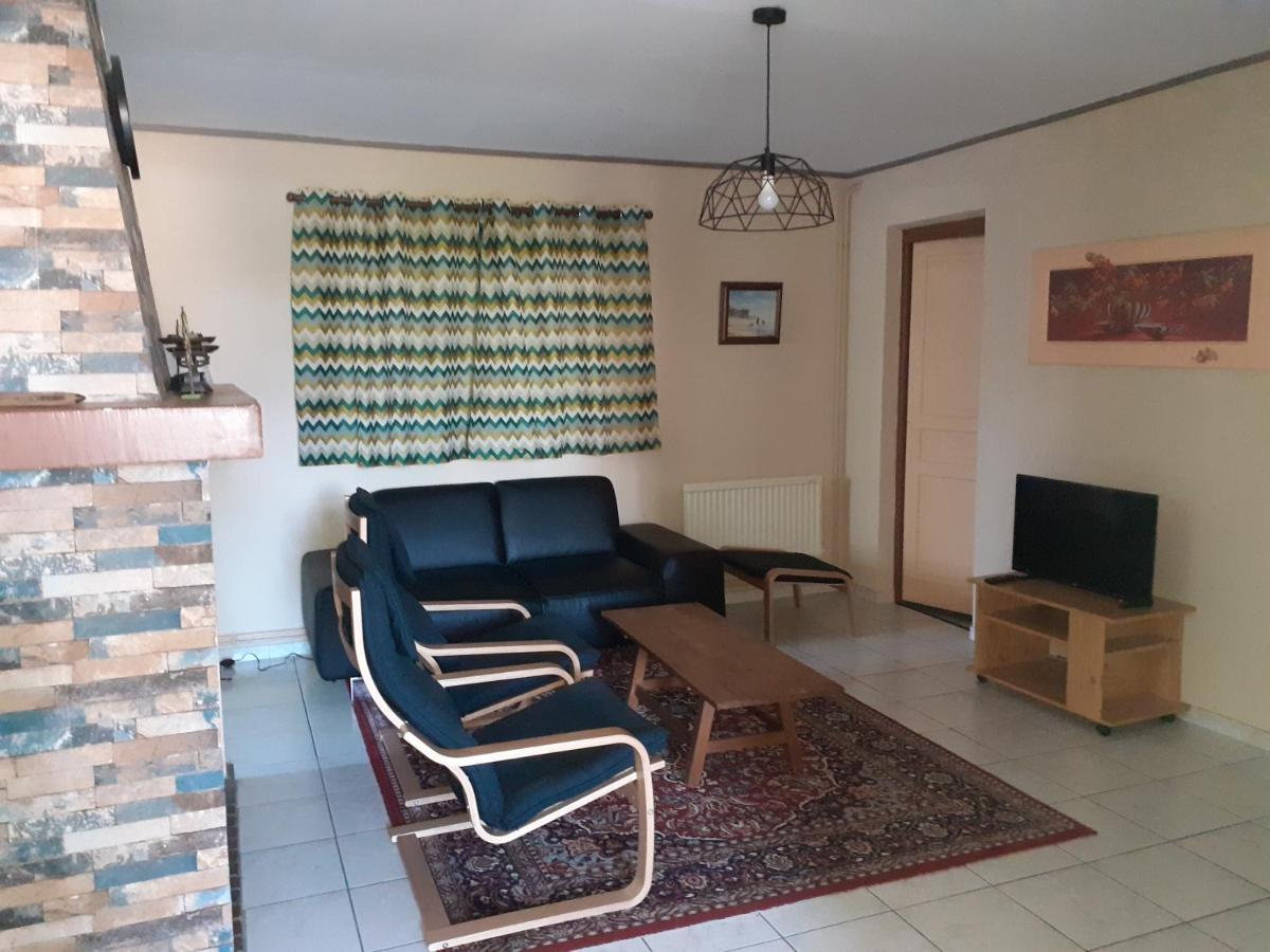 Gite 32 Rue Du Huit Mai Freneuse  Bagian luar foto