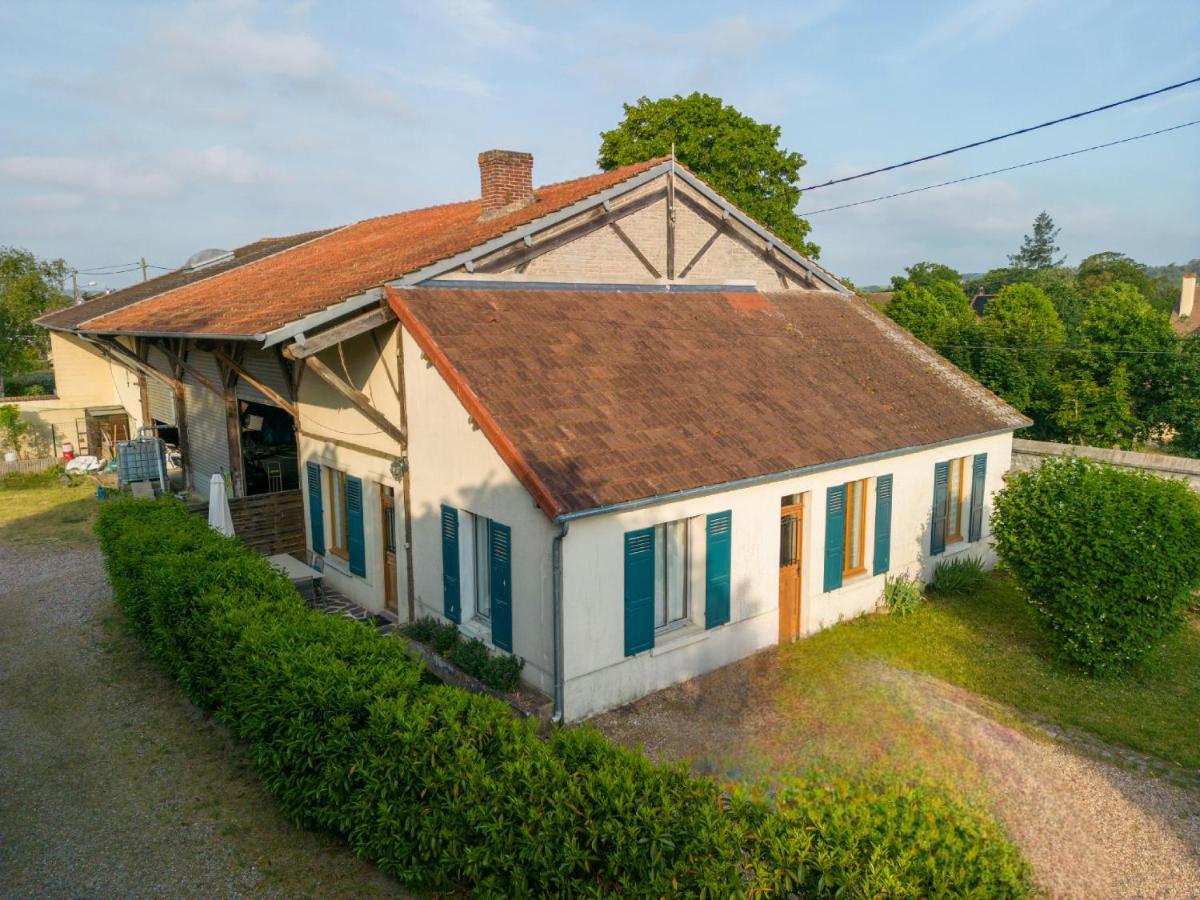 Gite 32 Rue Du Huit Mai Freneuse  Bagian luar foto