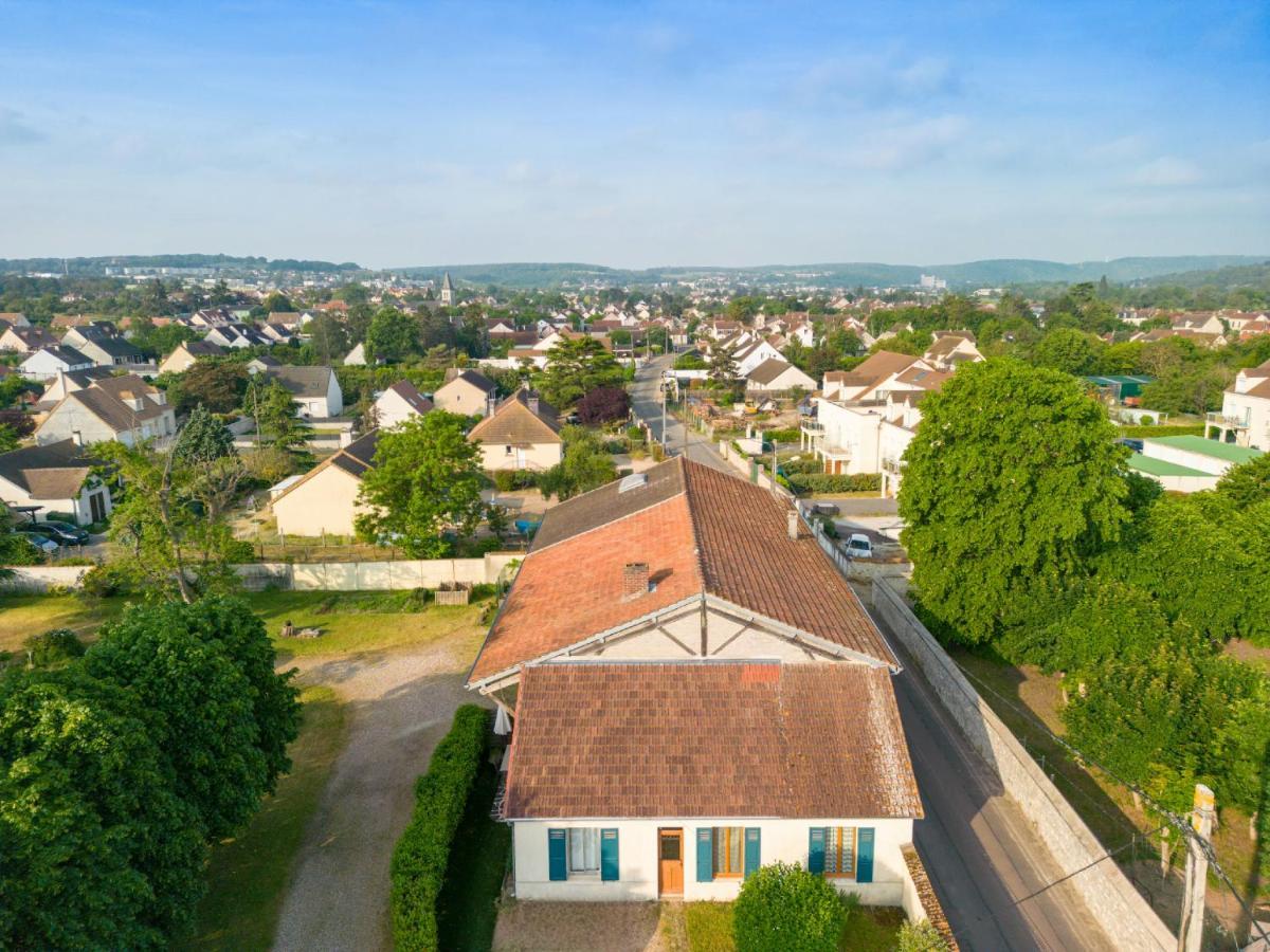 Gite 32 Rue Du Huit Mai Freneuse  Bagian luar foto