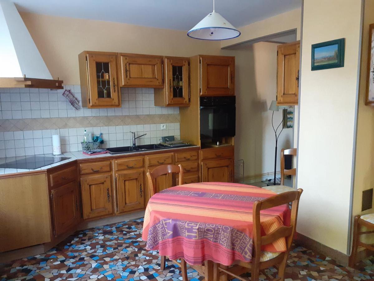 Gite 32 Rue Du Huit Mai Freneuse  Bagian luar foto